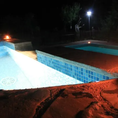 Agriturismo Podere Dei Sassi בית חווה