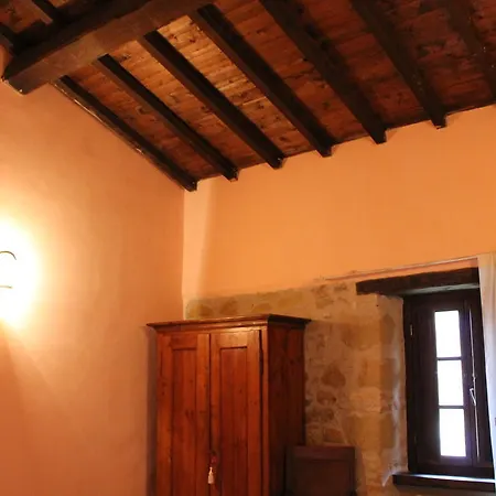 בית חווה Agriturismo Podere Dei Sassi *