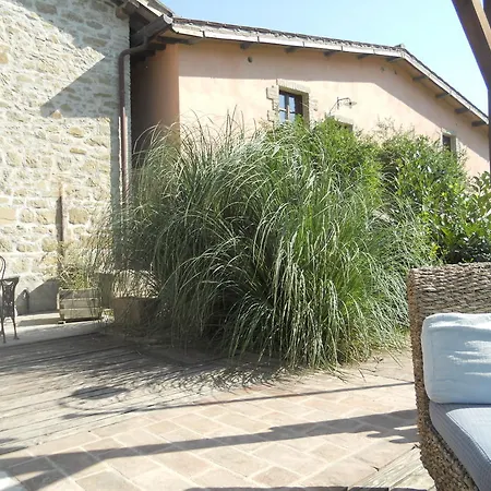 בית חווה Agriturismo Podere Dei Sassi *