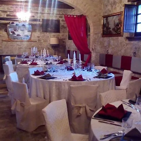 Agriturismo Podere Dei Sassi בית חווה